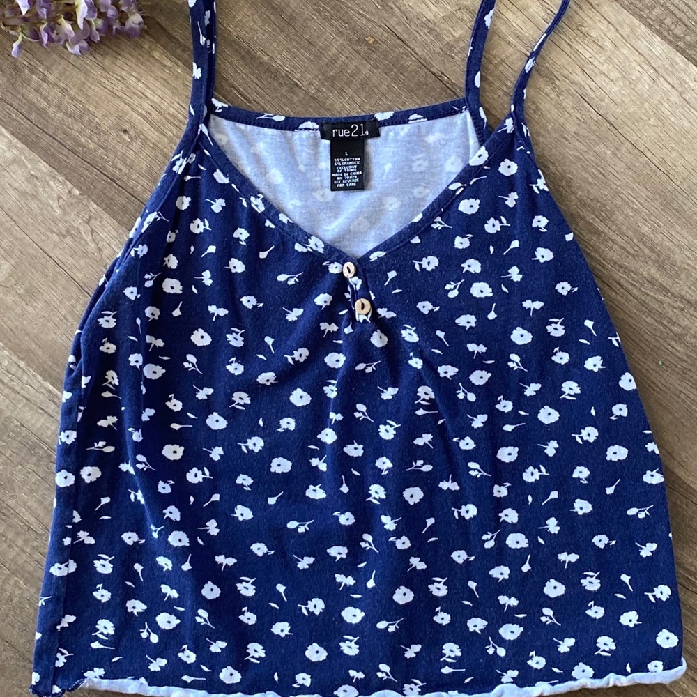 cute summer tank!!